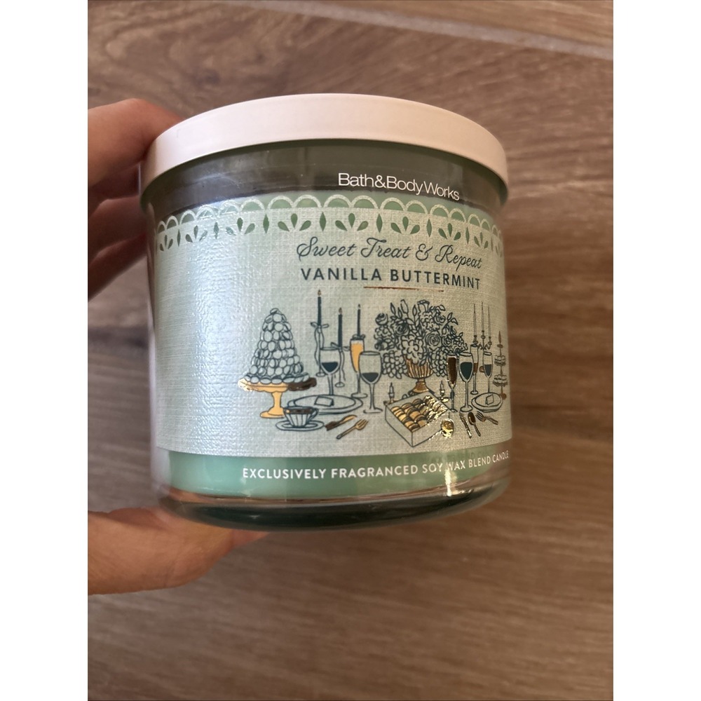 BATH & BODY WORKS 3 WICK 14.5oz CANDLE NEW‎ Vanilla Buttermint - Picture 4 of 7